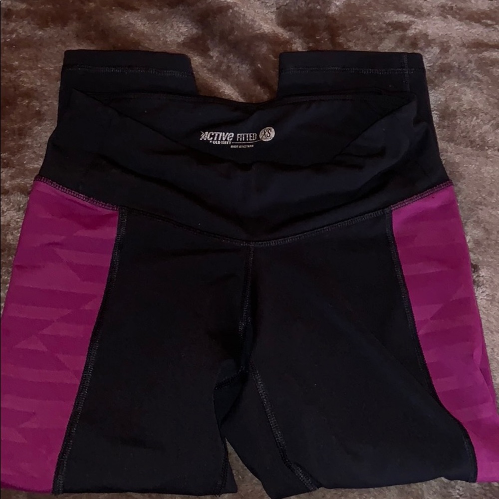 Old navy capris workout leggings